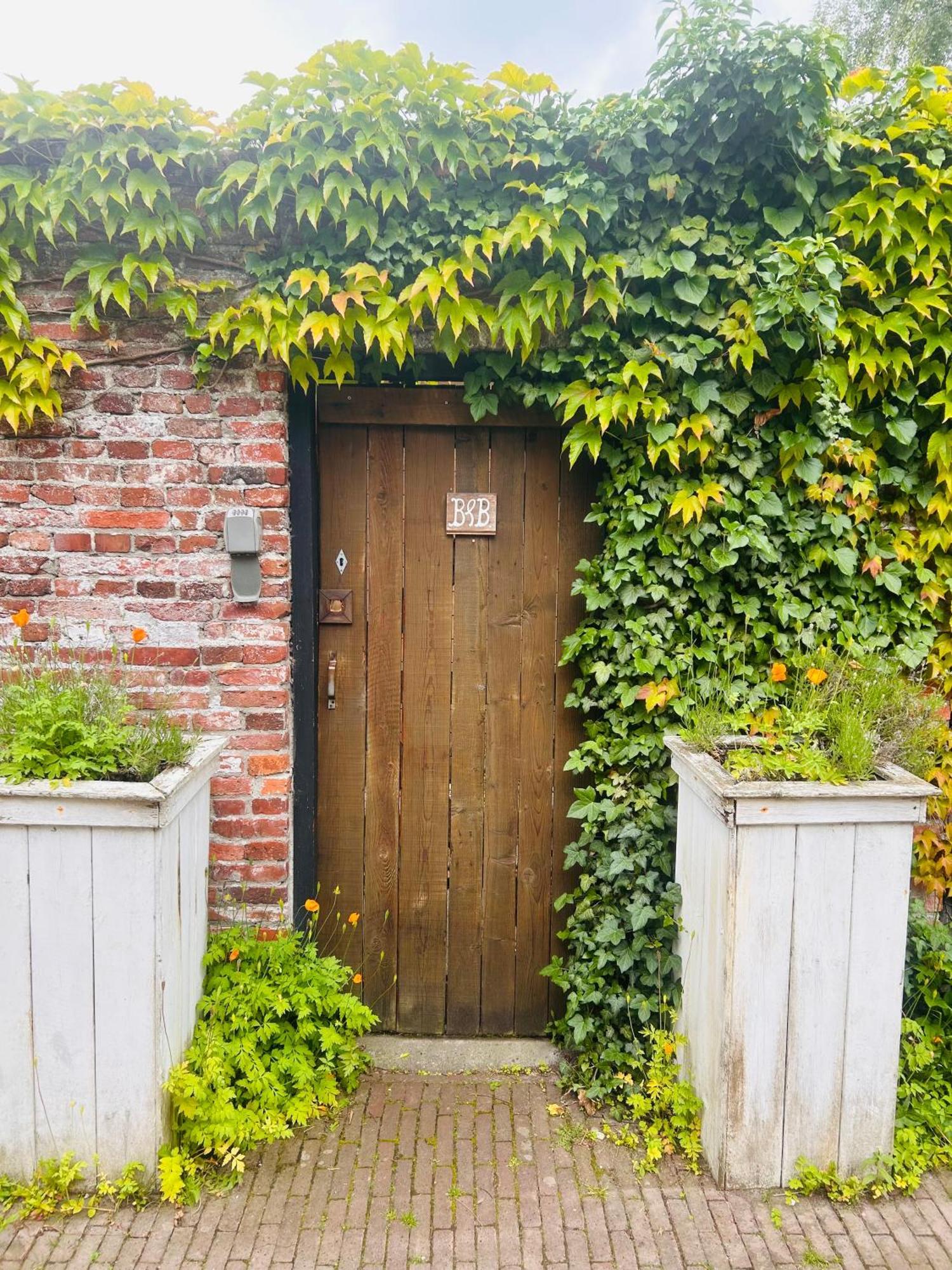 Tiny House Andersom Anders * Bad Nieuweschans